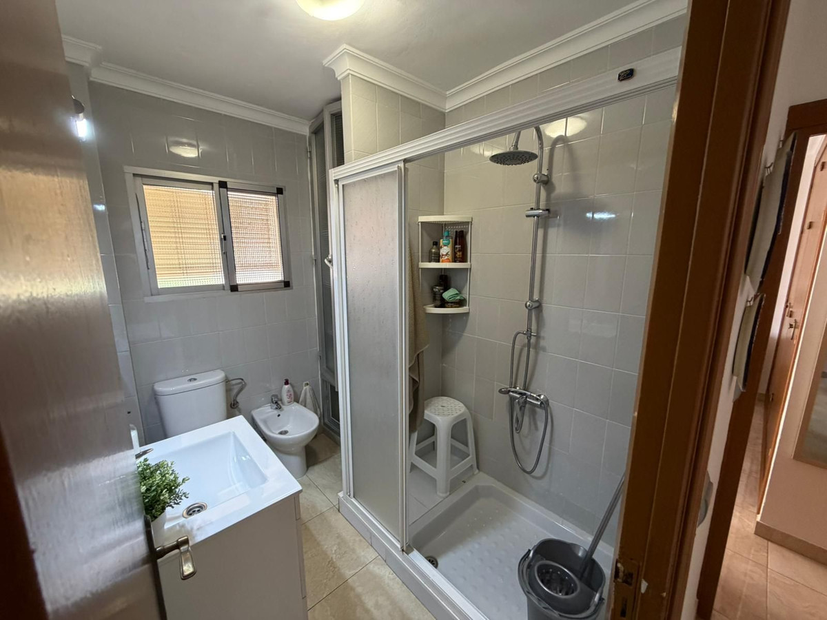 2 Bed Apartment for sale in Fuengirola Costa Del Sol, Málaga, Spain
