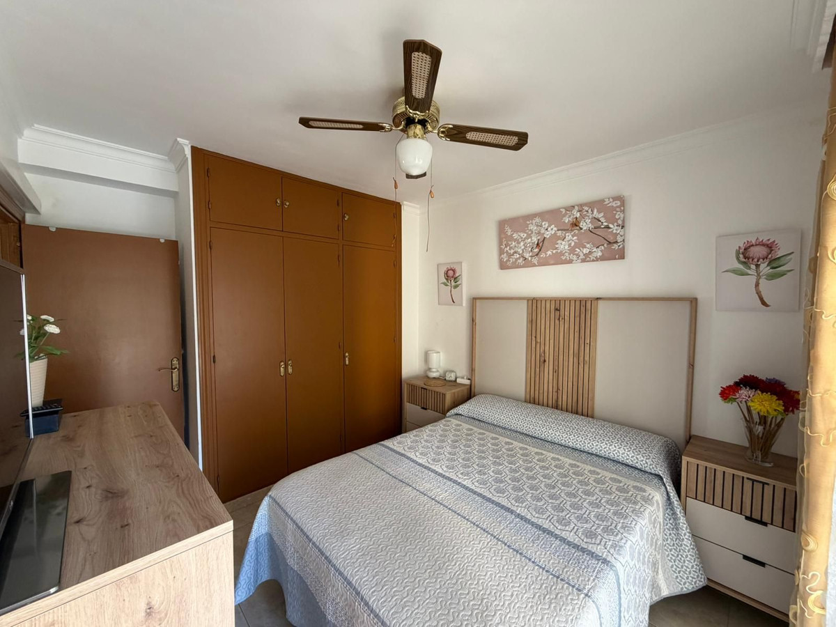 2 Bed Apartment for sale in Fuengirola Costa Del Sol, Málaga, Spain