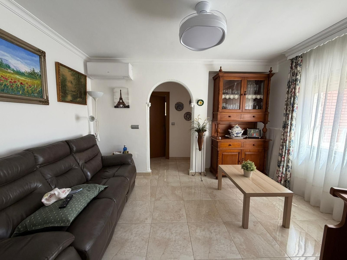 2 Bed Apartment for sale in Fuengirola Costa Del Sol, Málaga, Spain