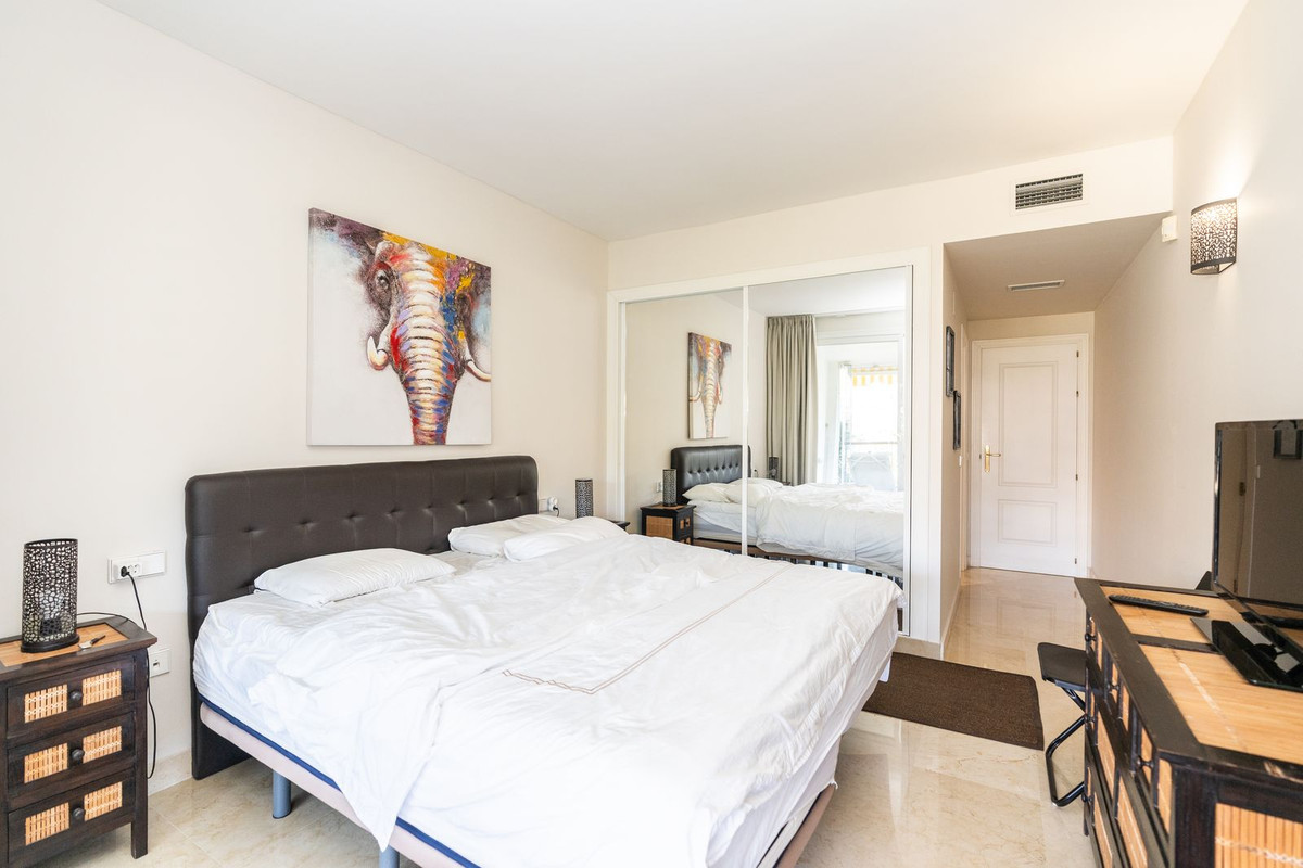 Se vende Apartamento Planta Baja de 2 dormitorios en Costa Del Sol, Málaga, España