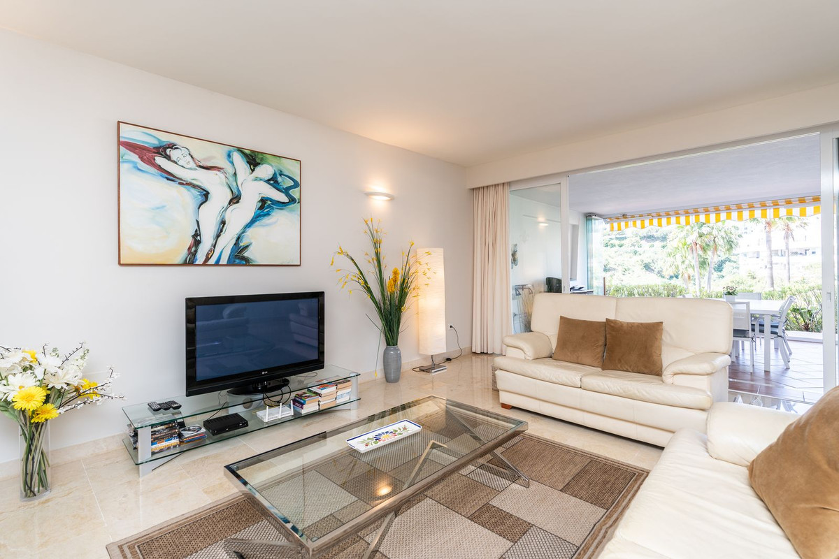 Se vende Apartamento Planta Baja de 2 dormitorios en Costa Del Sol, Málaga, España