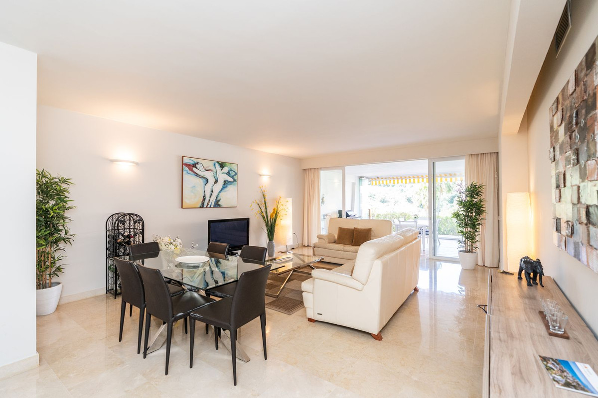 Se vende Apartamento Planta Baja de 2 dormitorios en Costa Del Sol, Málaga, España