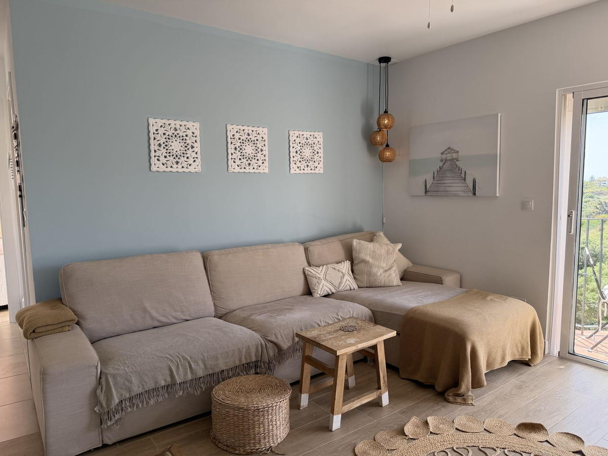 2 Bed Apartment for sale in Calahonda Costa Del Sol, Málaga, Spain