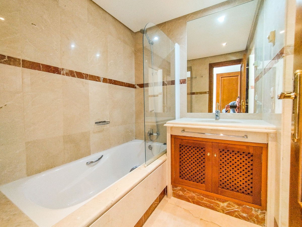 3 Bed Apartment for sale in Costalita Costa Del Sol, Málaga, Spain