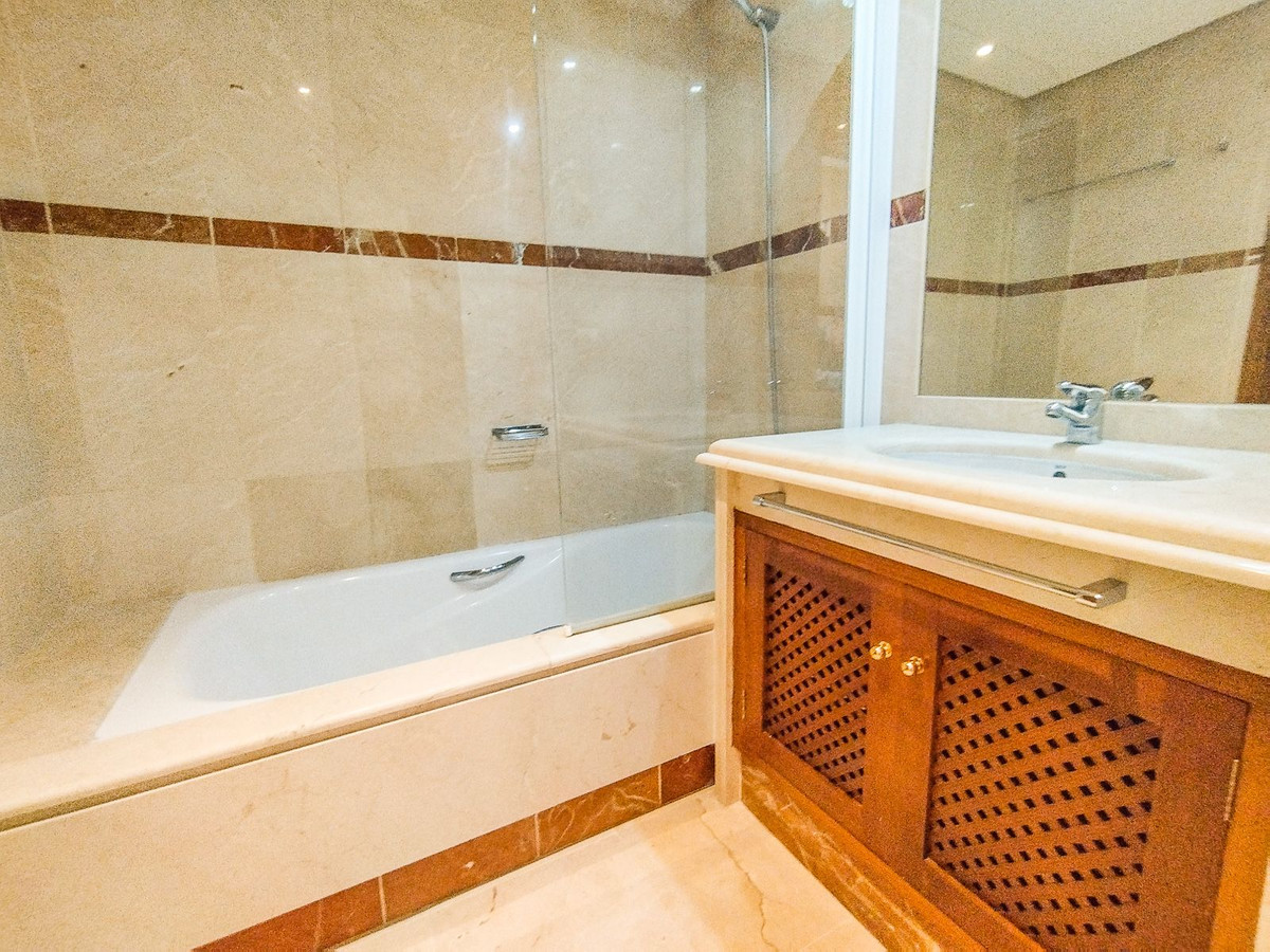 3 Bed Apartment for sale in Costalita Costa Del Sol, Málaga, Spain