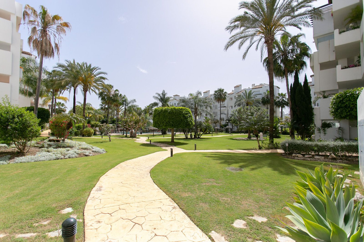 3 Bed Apartment for sale in Costalita Costa Del Sol, Málaga, Spain