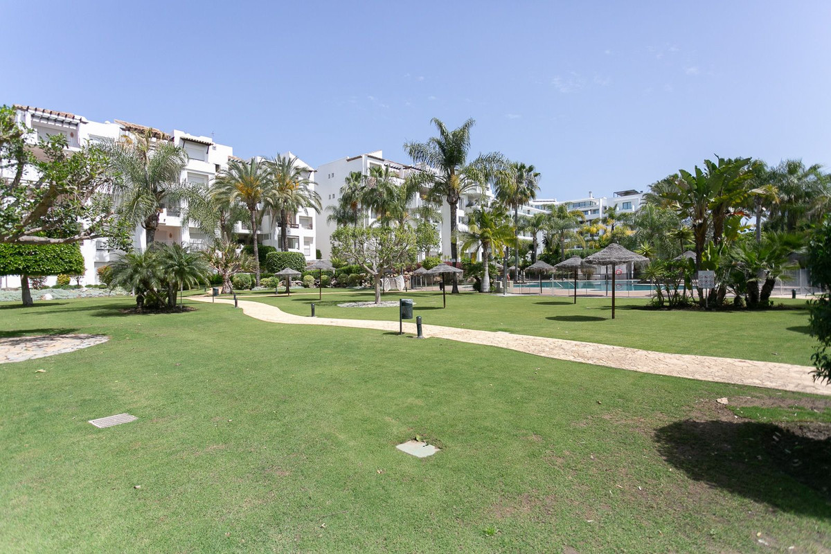 3 Bed Apartment for sale in Costalita Costa Del Sol, Málaga, Spain