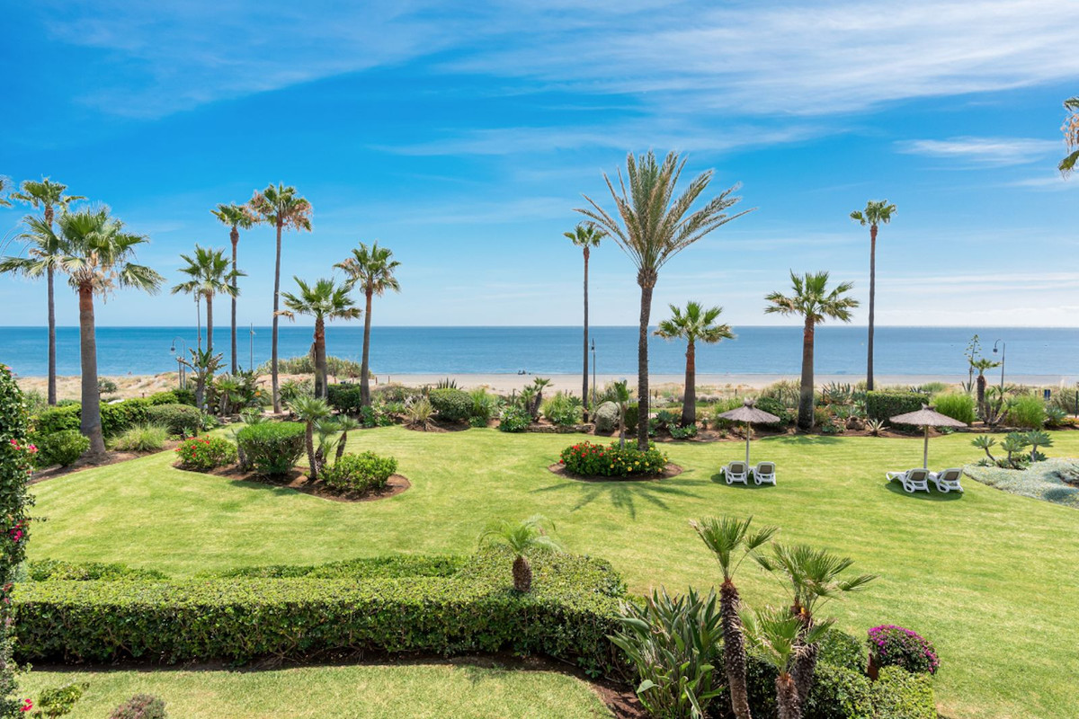3 Bed Apartment for sale in Costalita Costa Del Sol, Málaga, Spain