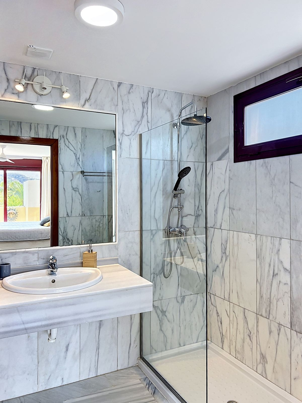 2 Bed Apartment for sale in Selwo Costa Del Sol, Málaga, Spain