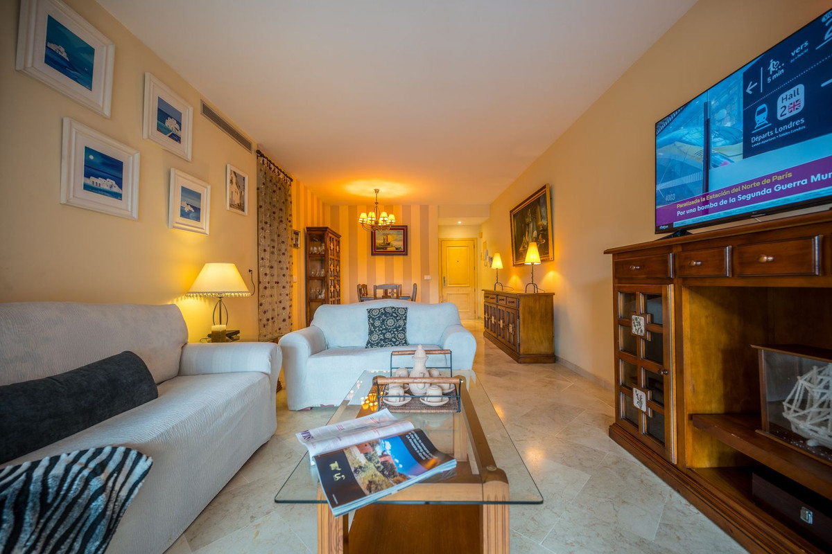 3 Bed Apartment for sale in El Rosario Costa Del Sol, Málaga, Spain