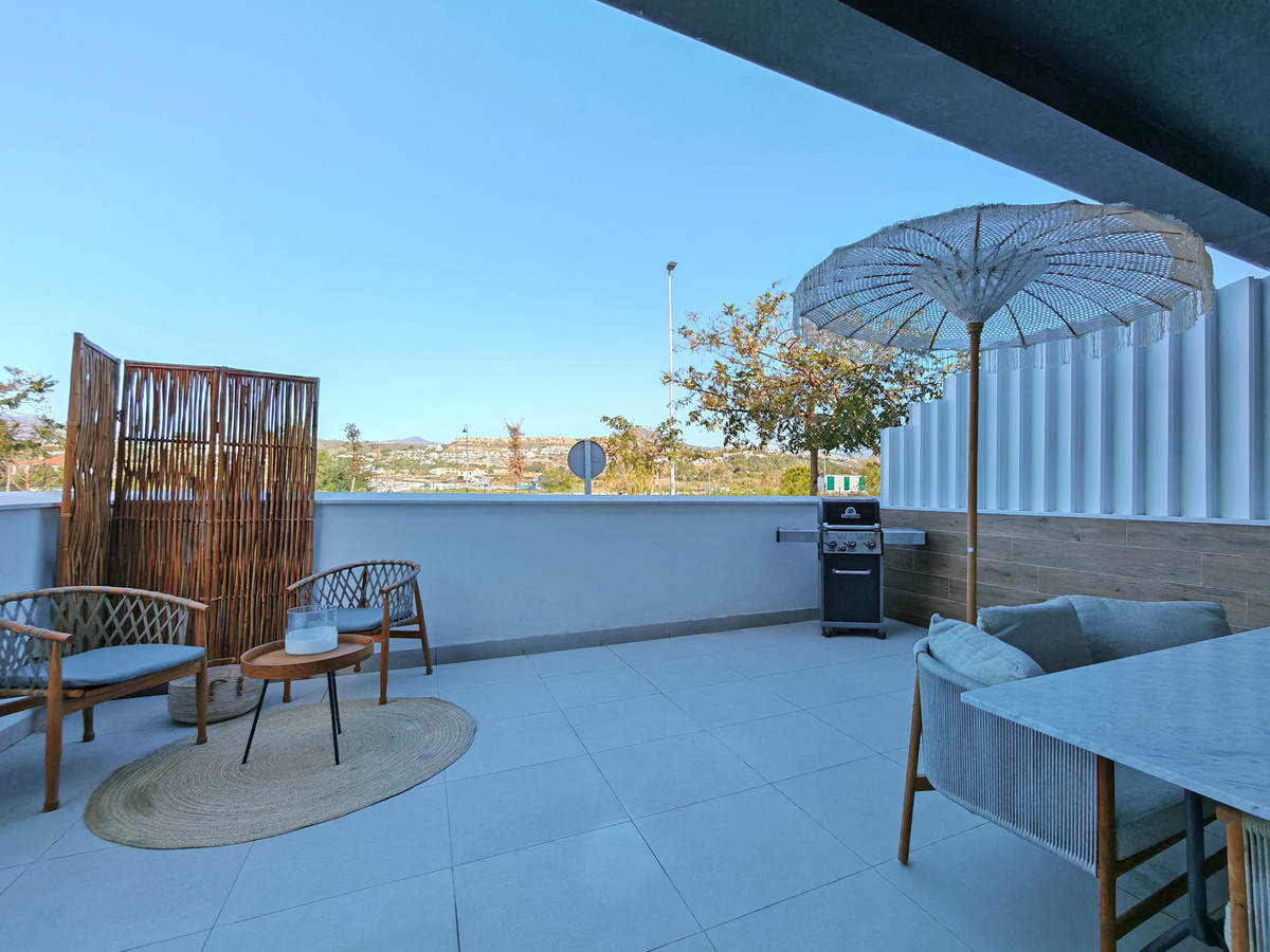 3 Bed Townhouse for sale in Estepona Costa Del Sol, Málaga, Spain