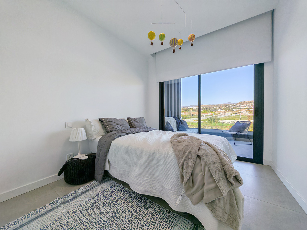 3 Bed Townhouse for sale in Estepona Costa Del Sol, Málaga, Spain