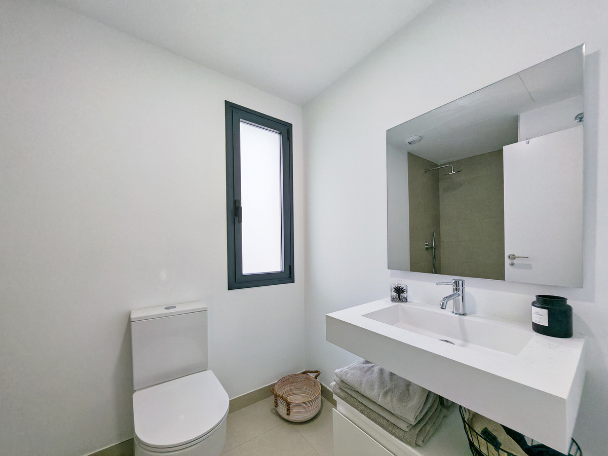 3 Bed Townhouse for sale in Estepona Costa Del Sol, Málaga, Spain