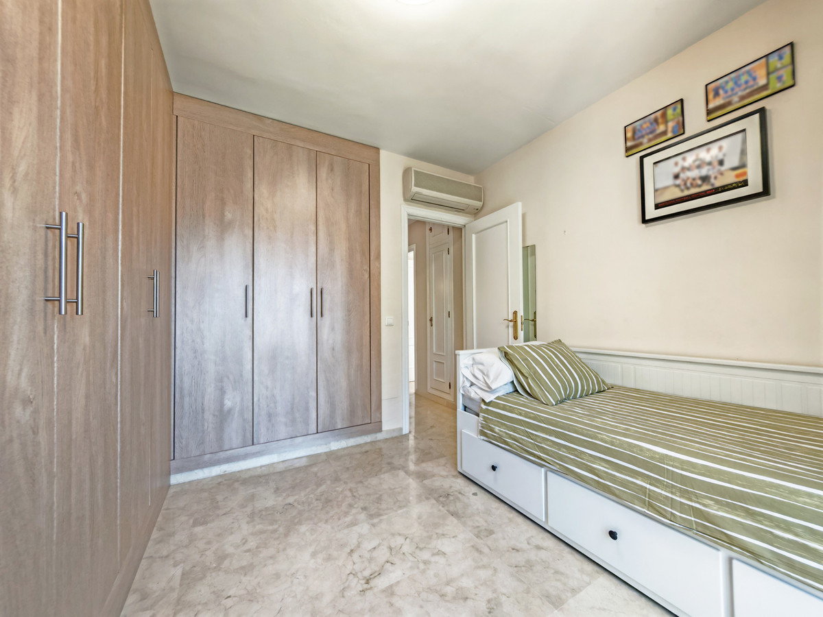 4 Bed Townhouse for sale in Calahonda Costa Del Sol, Málaga, Spain