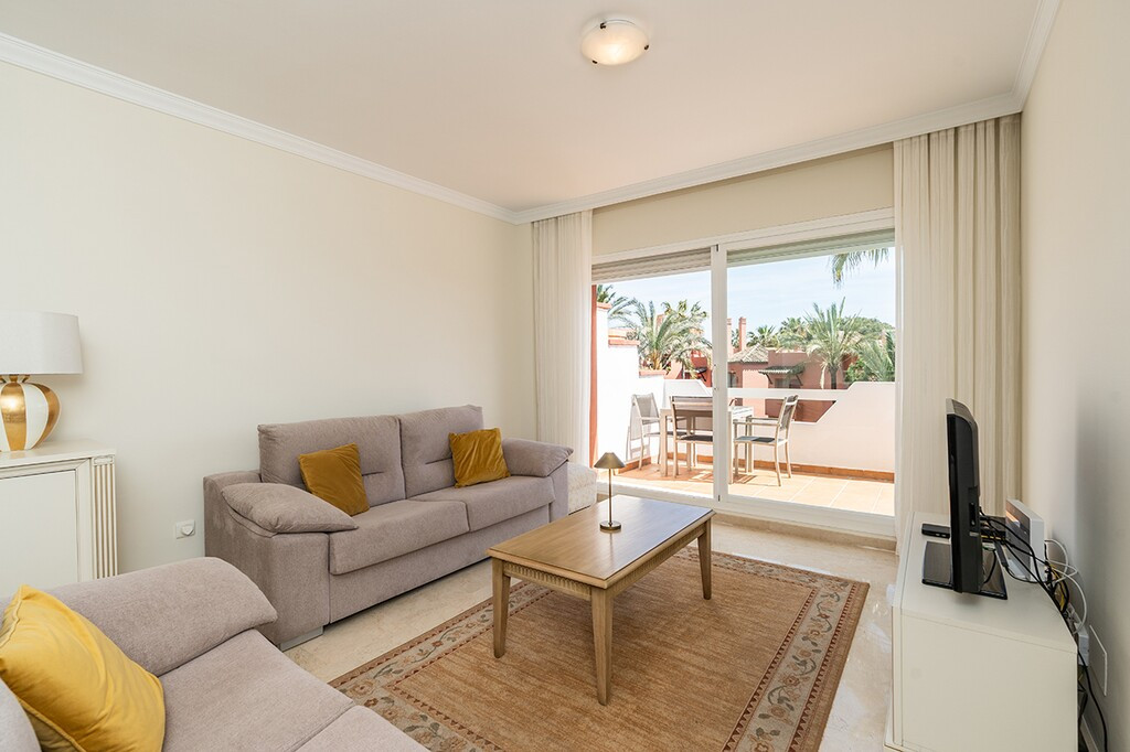 2 Bed Apartment for sale in Marbella Costa Del Sol, Málaga, Spain