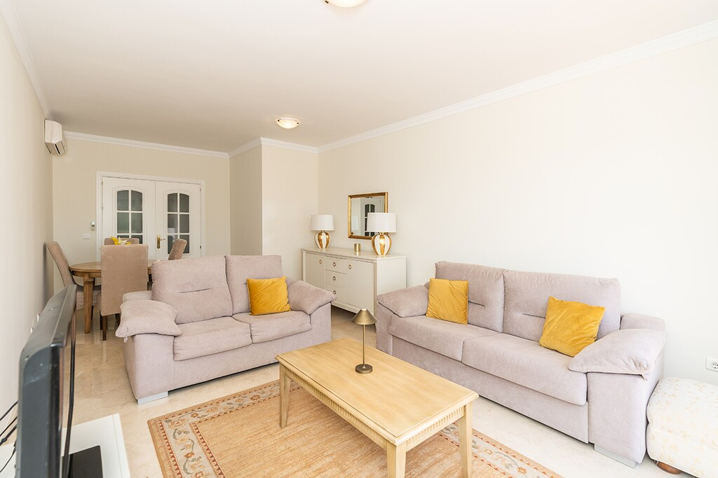 2 Bed Apartment for sale in Marbella Costa Del Sol, Málaga, Spain