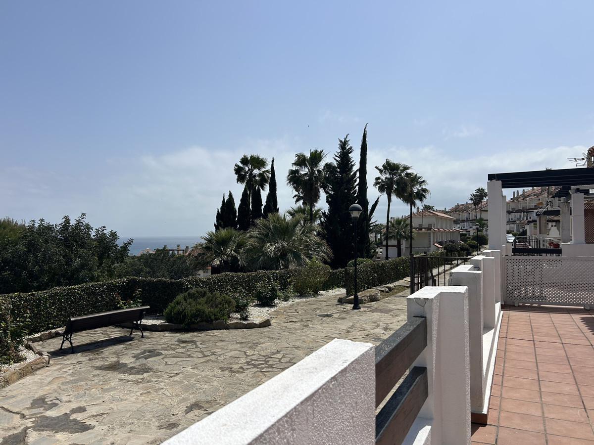 Se vende Apartamento Planta Baja de 2 dormitorios en Costa Del Sol, Málaga, España