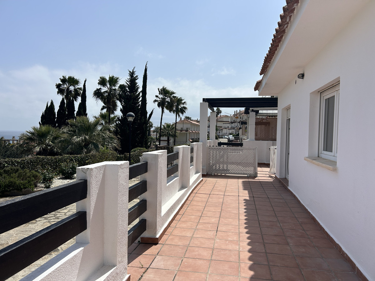 Se vende Apartamento Planta Baja de 2 dormitorios en Costa Del Sol, Málaga, España