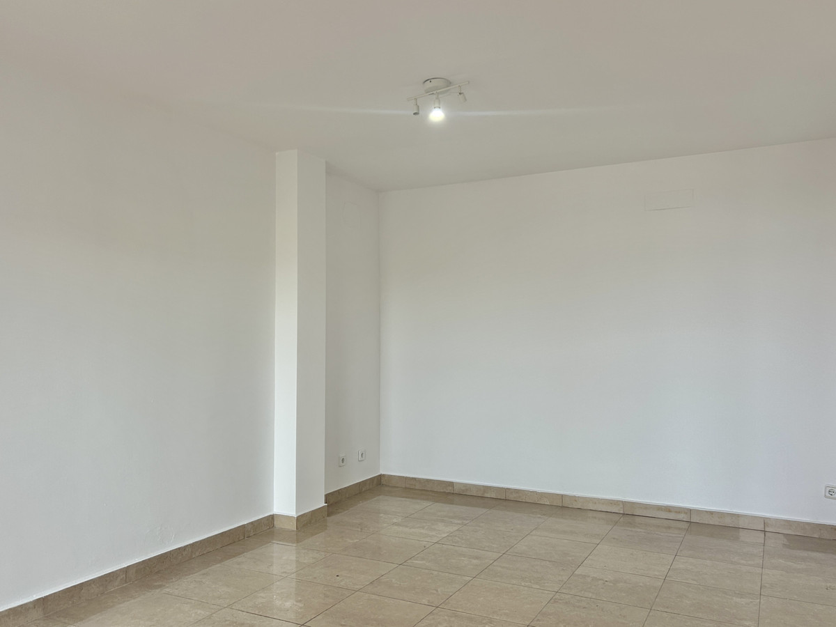 Se vende Apartamento Planta Baja de 2 dormitorios en Costa Del Sol, Málaga, España