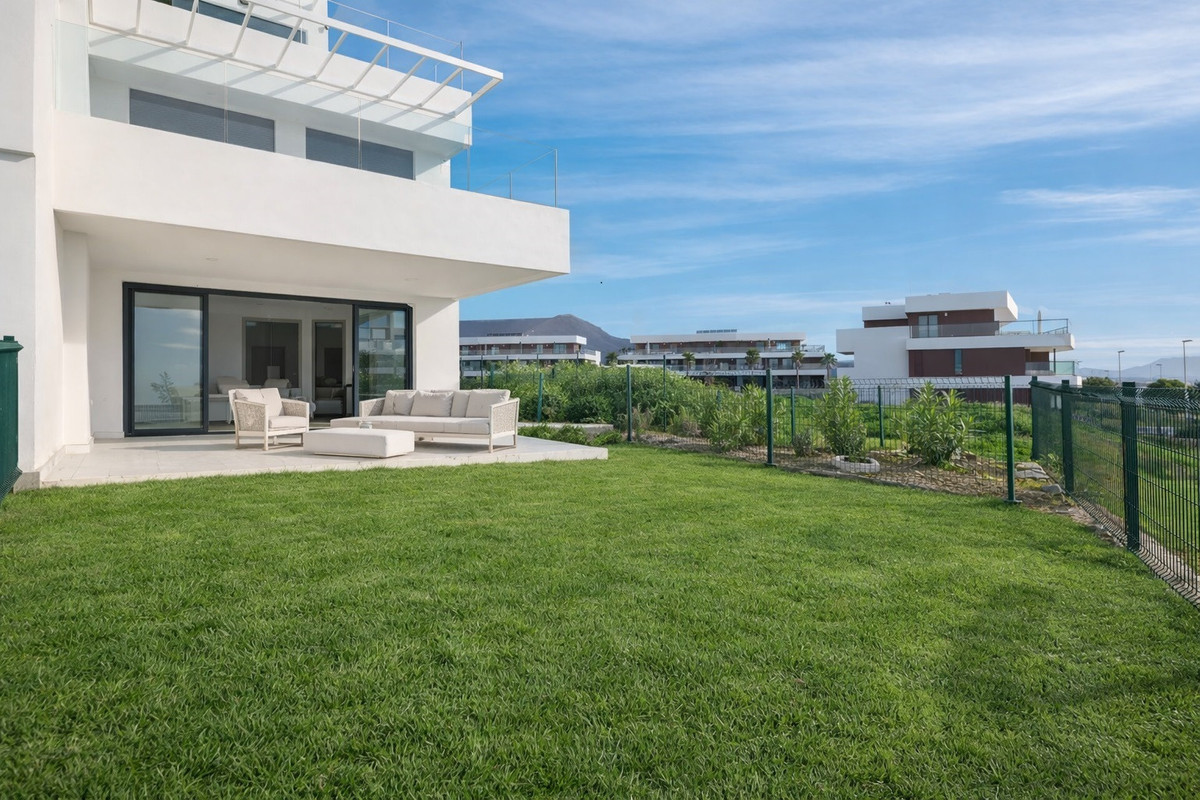 3 Bed Apartment for sale in Casares Costa Del Sol, Málaga, Spain