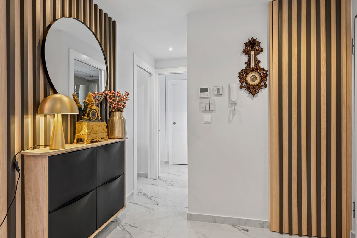 2 Bed Apartment for sale in Los Altos Costa Blanca, Alicante, Spain