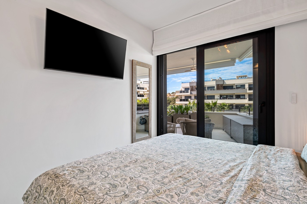 2 Bed Apartment for sale in Los Altos Costa Blanca, Alicante, Spain