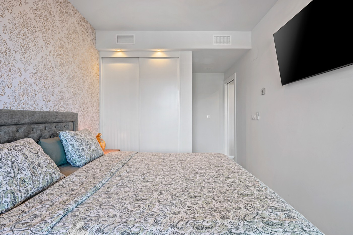 2 Bed Apartment for sale in Los Altos Costa Blanca, Alicante, Spain