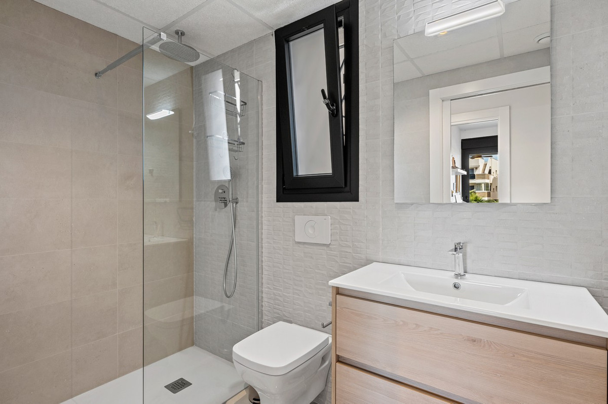 2 Bed Apartment for sale in Los Altos Costa Blanca, Alicante, Spain