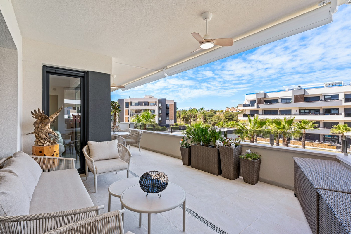 2 Bed Apartment for sale in Los Altos Costa Blanca, Alicante, Spain