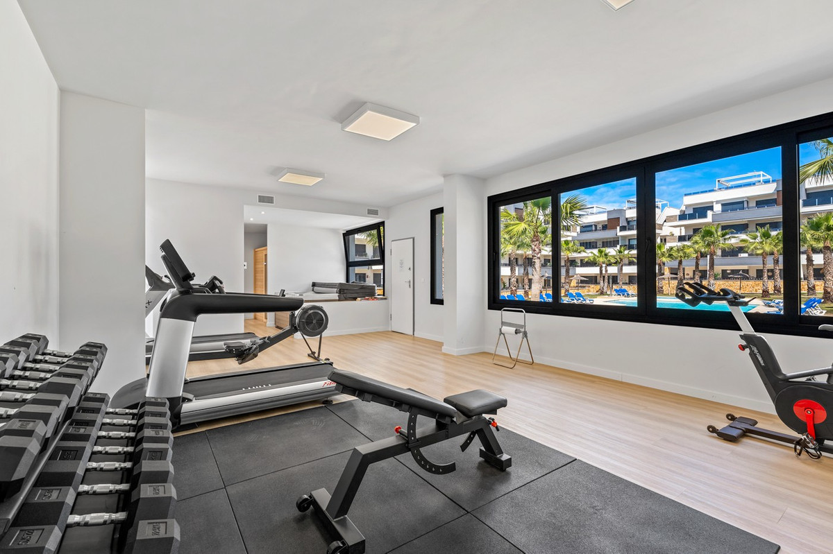 2 Bed Apartment for sale in Los Altos Costa Blanca, Alicante, Spain
