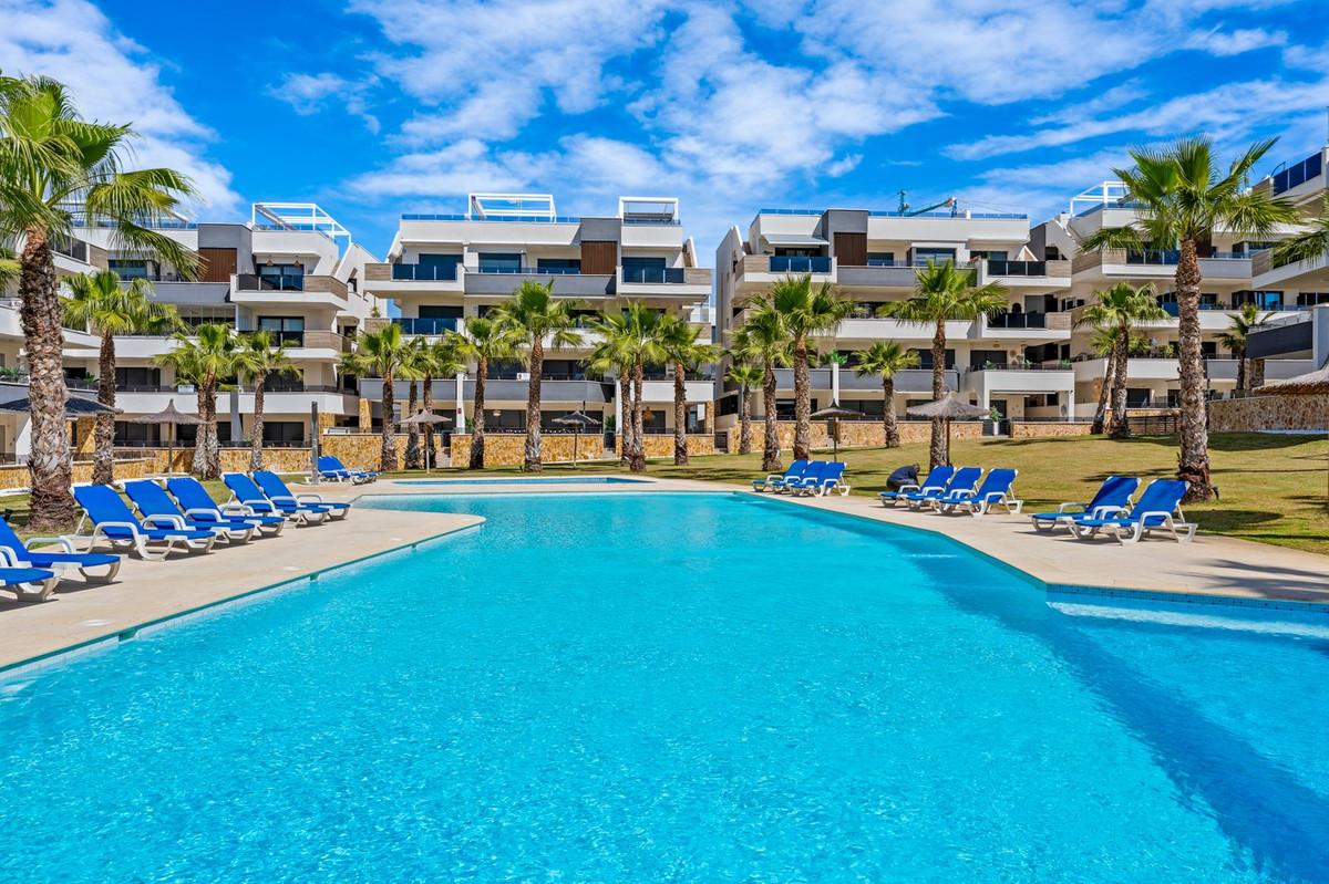 2 Bed Apartment for sale in Los Altos Costa Blanca, Alicante, Spain