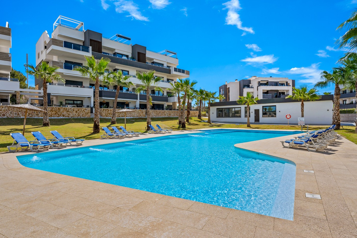 2 Bed Apartment for sale in Los Altos Costa Blanca, Alicante, Spain