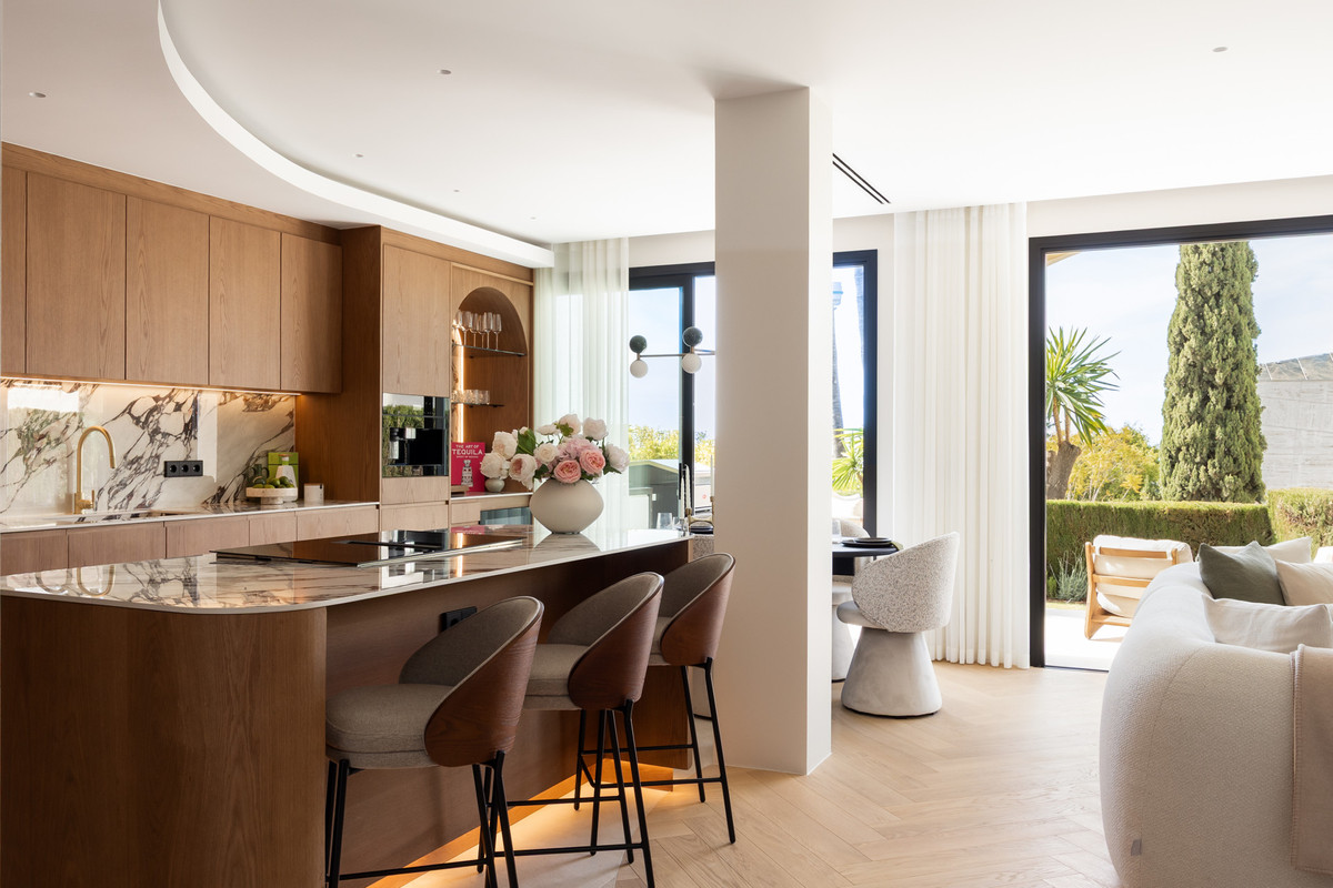 4 Bed Townhouse for sale in La Quinta Costa Del Sol, Málaga, Spain
