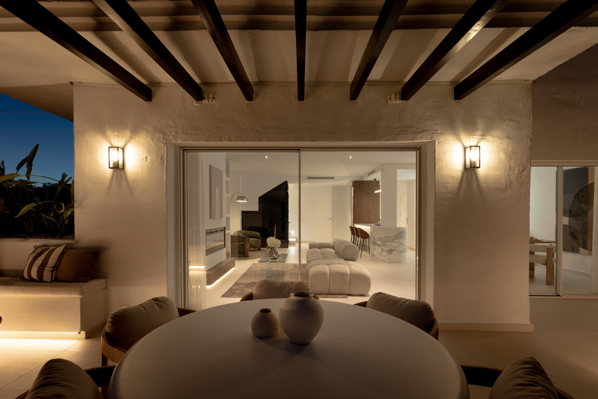 3 Bed Apartment for sale in Nueva Andalucía Costa Del Sol, Málaga, Spain