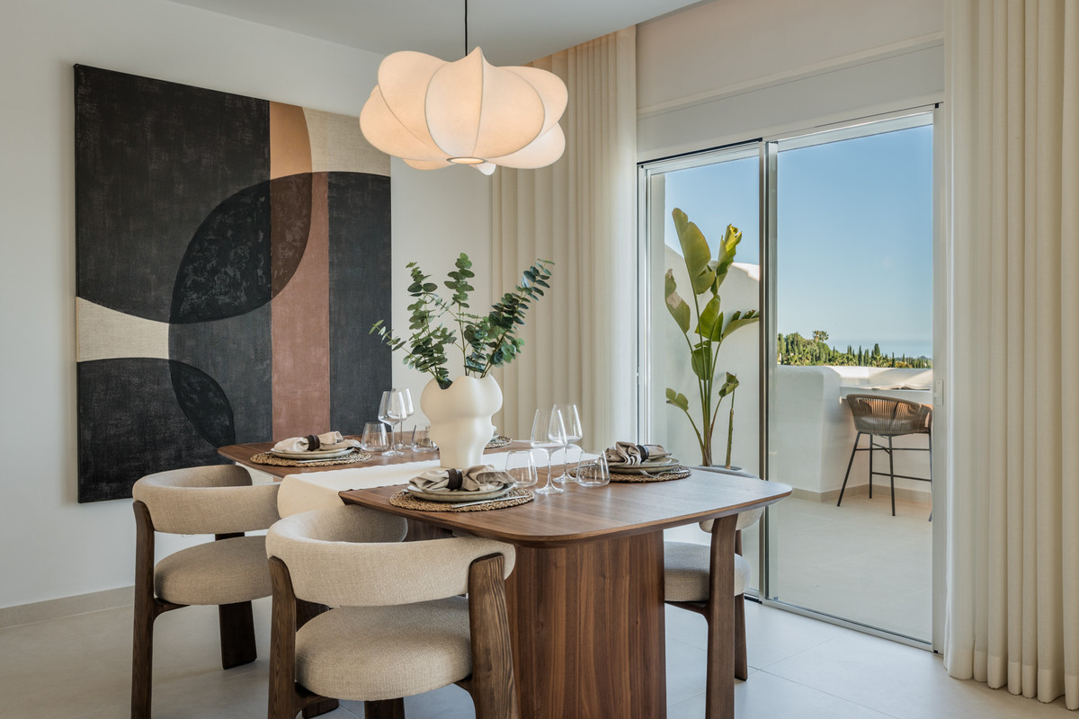 3 Bed Apartment for sale in Nueva Andalucía Costa Del Sol, Málaga, Spain