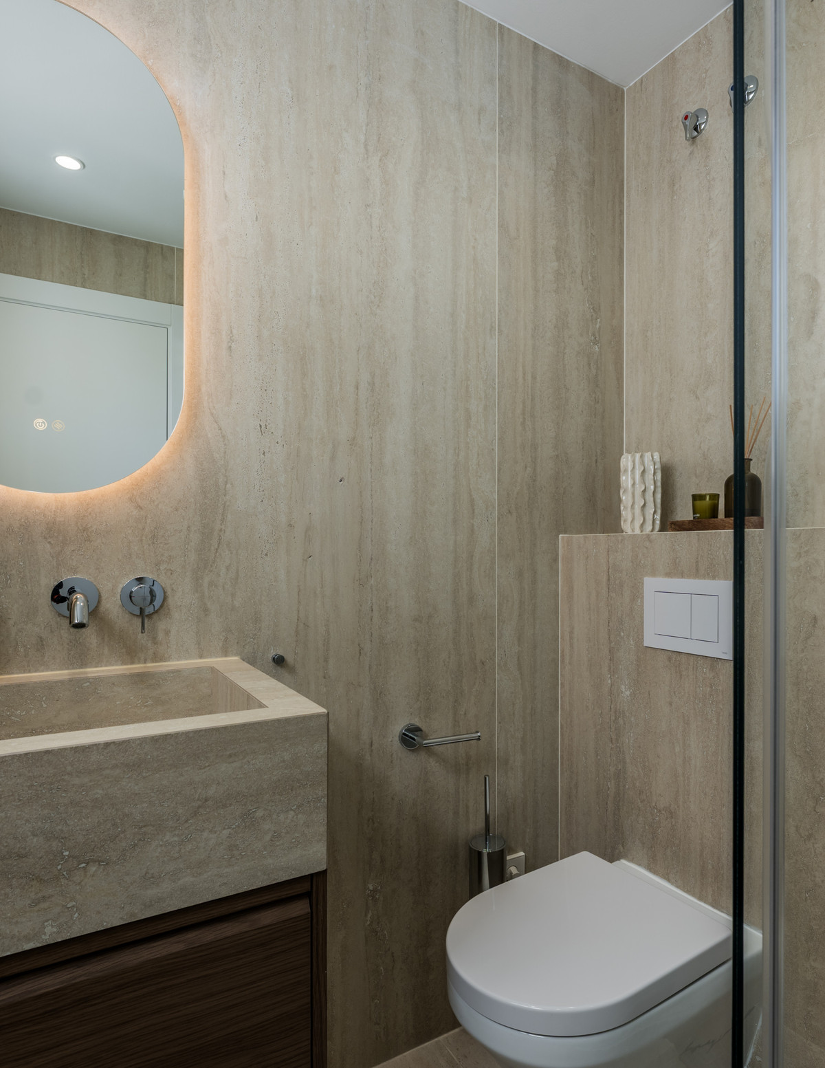 3 Bed Apartment for sale in Nueva Andalucía Costa Del Sol, Málaga, Spain