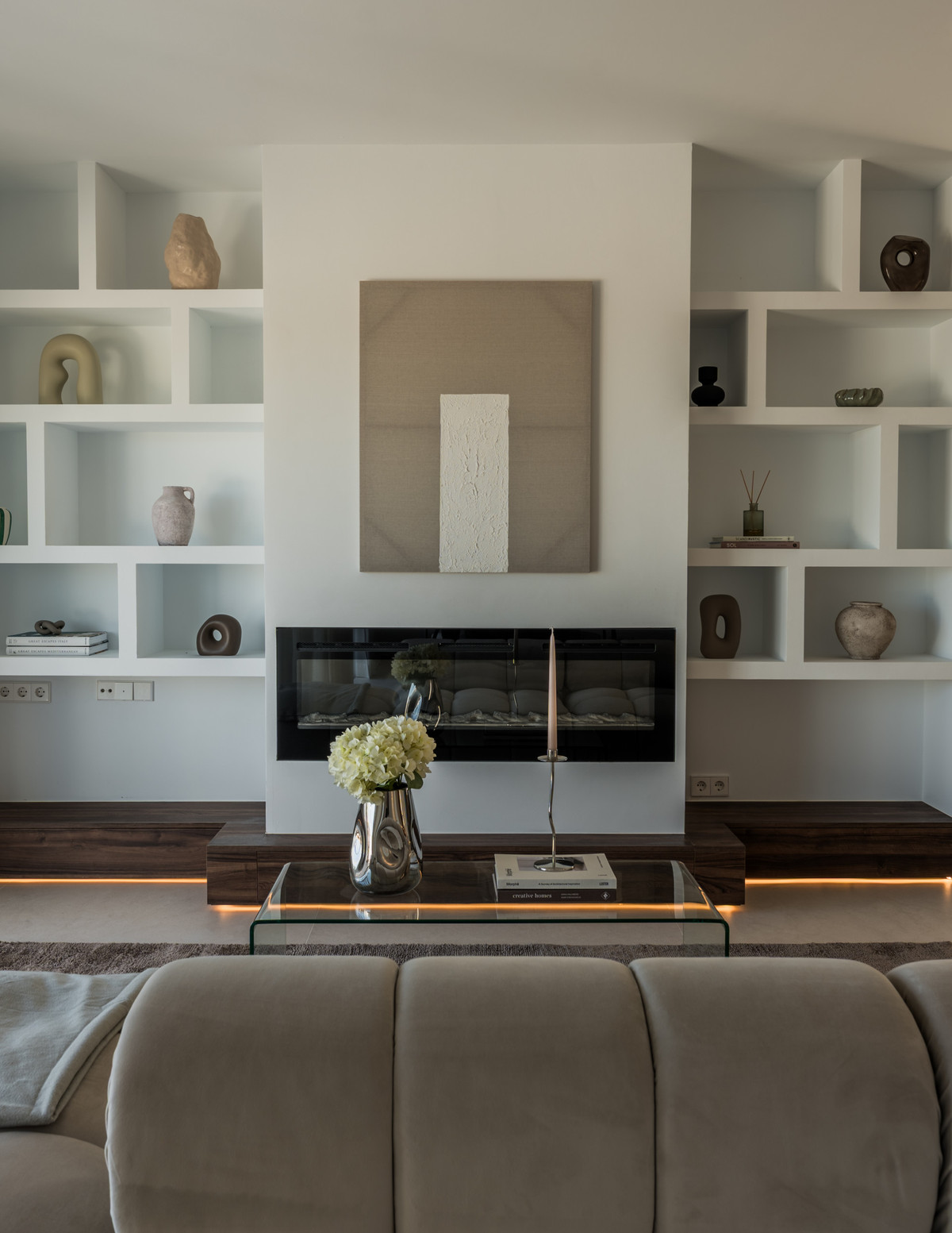 3 Bed Apartment for sale in Nueva Andalucía Costa Del Sol, Málaga, Spain