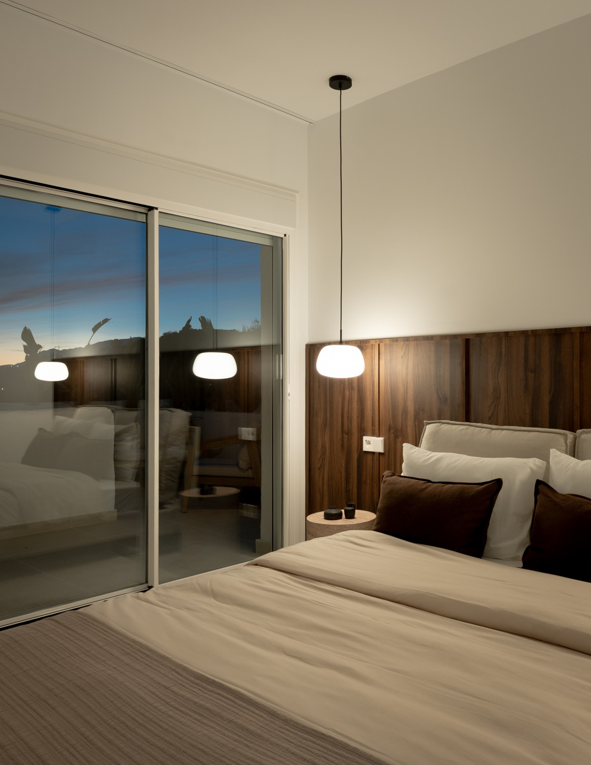 3 Bed Apartment for sale in Nueva Andalucía Costa Del Sol, Málaga, Spain