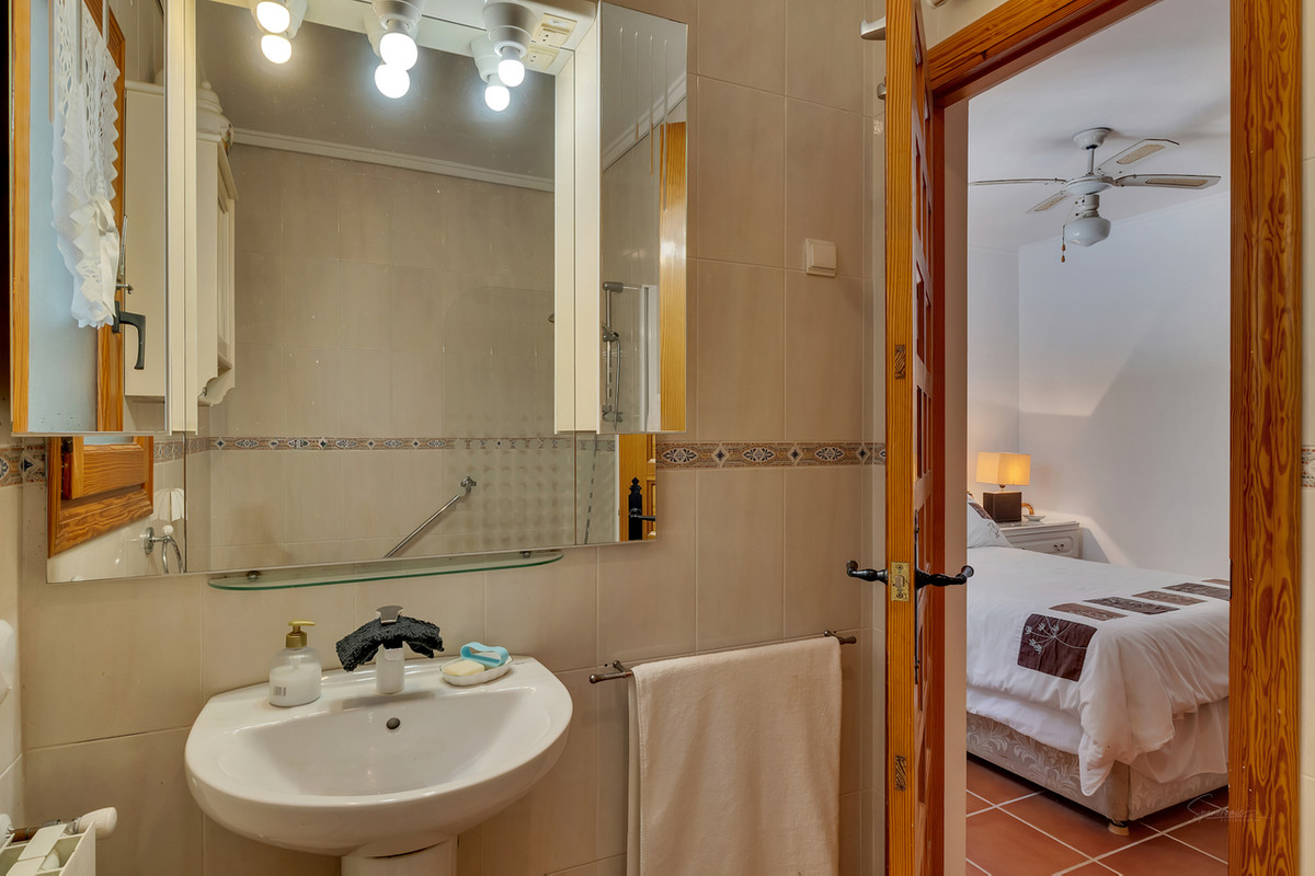 4 Bed Townhouse for sale in Benigembla Costa Blanca, Alicante, Spain