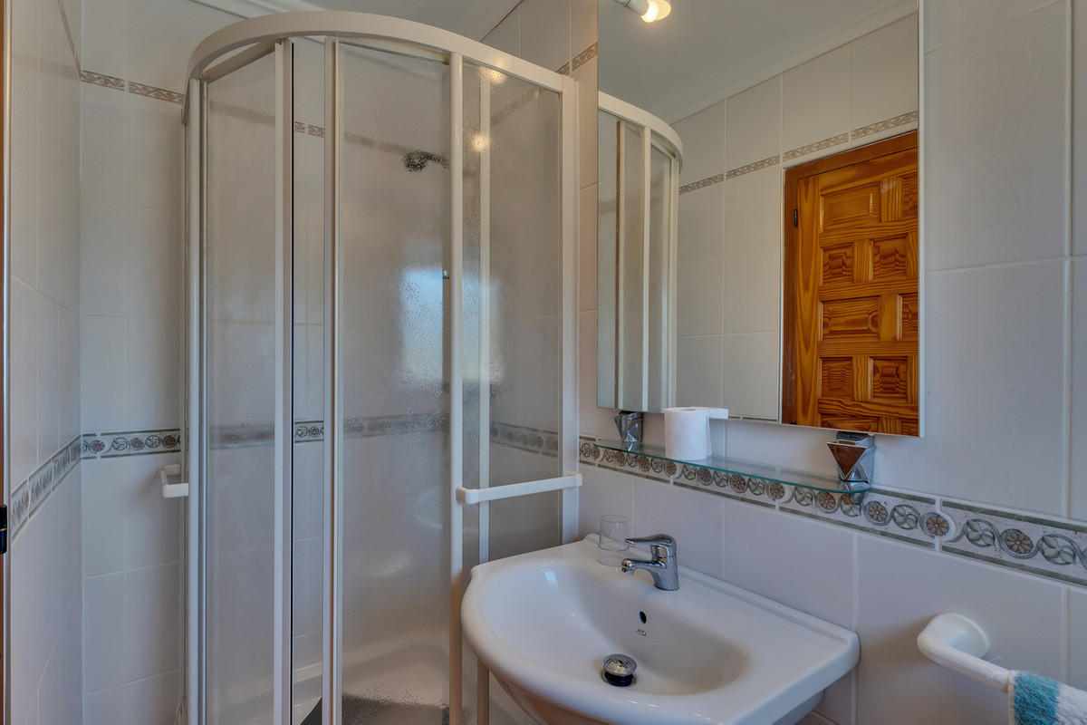 4 Bed Townhouse for sale in Benigembla Costa Blanca, Alicante, Spain