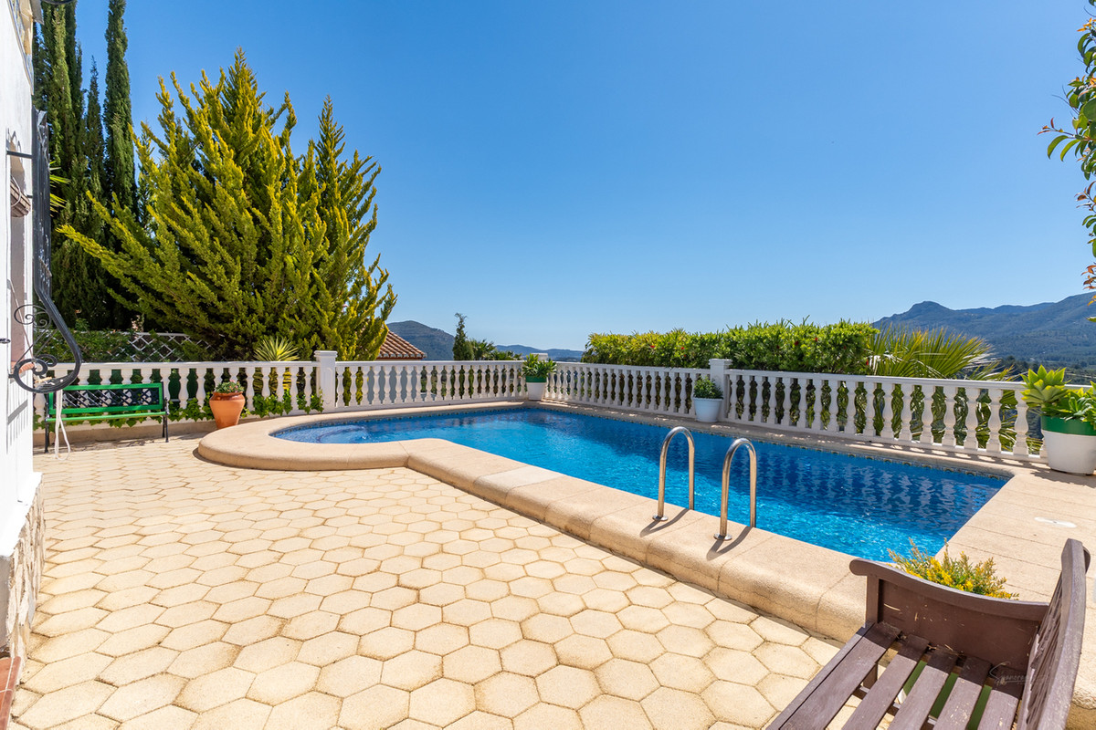 4 Bed Townhouse for sale in Benigembla Costa Blanca, Alicante, Spain