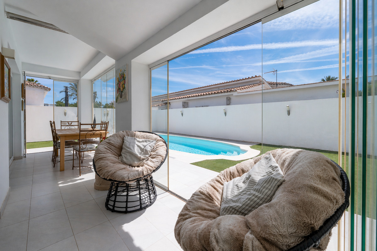 3 Bed Townhouse for sale in Estepona Costa Del Sol, Málaga, Spain
