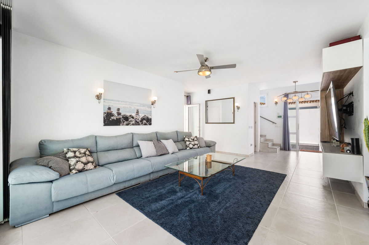 3 Bed Townhouse for sale in Estepona Costa Del Sol, Málaga, Spain
