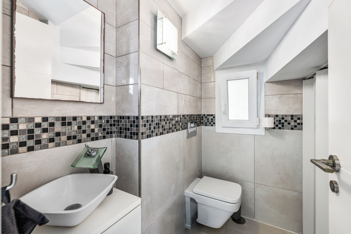 3 Bed Townhouse for sale in Estepona Costa Del Sol, Málaga, Spain