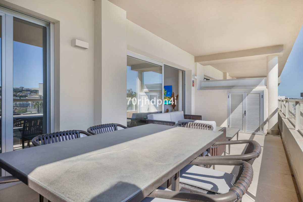 Se vende Apartamento Planta Media de 2 dormitorios en Costa Del Sol, Málaga, España