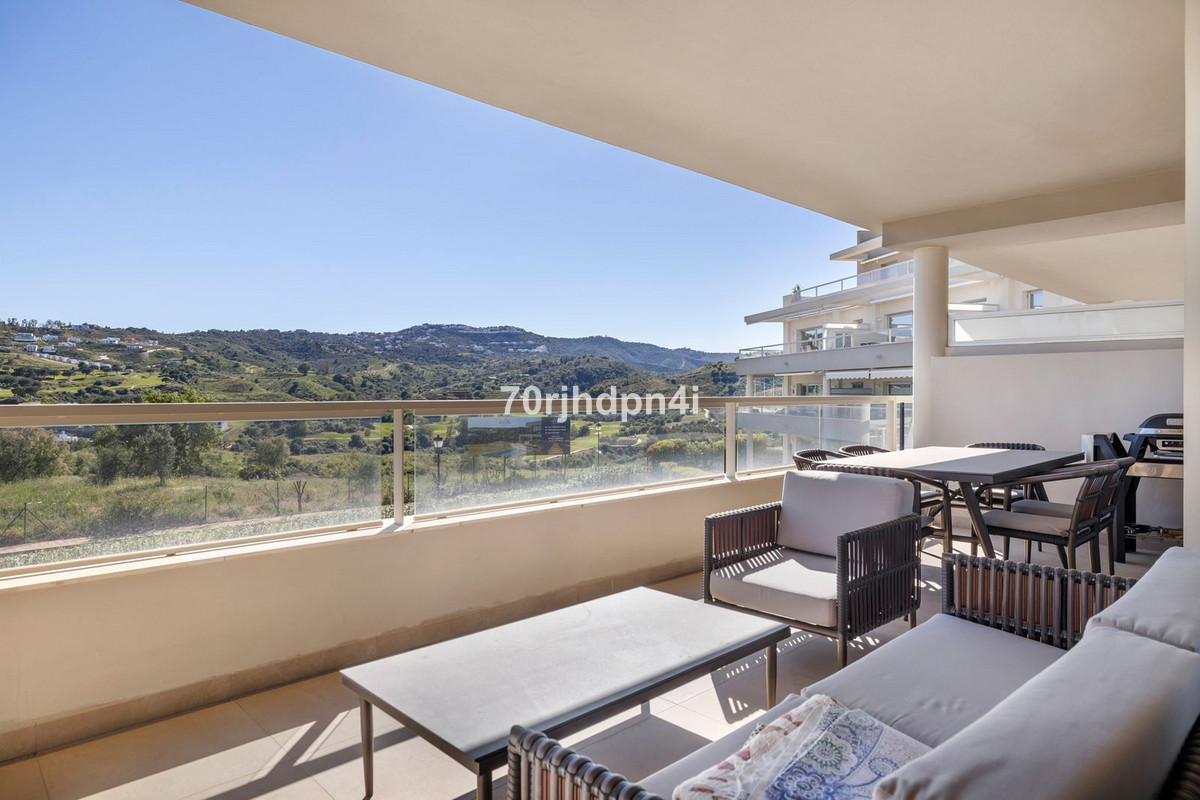 Se vende Apartamento Planta Media de 2 dormitorios en Costa Del Sol, Málaga, España