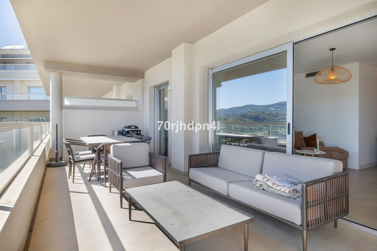 Se vende Apartamento Planta Media de 2 dormitorios en Costa Del Sol, Málaga, España