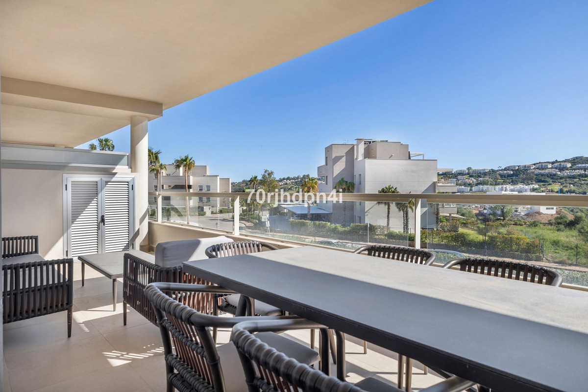 Se vende Apartamento Planta Media de 2 dormitorios en Costa Del Sol, Málaga, España