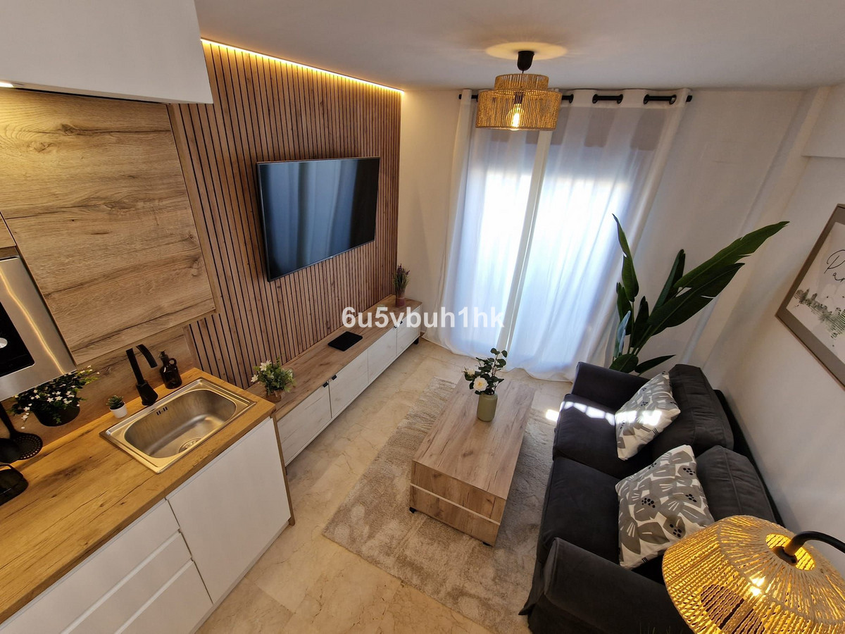 1 Bed Apartment for sale in Benalmadena Costa Costa Del Sol, Málaga, Spain