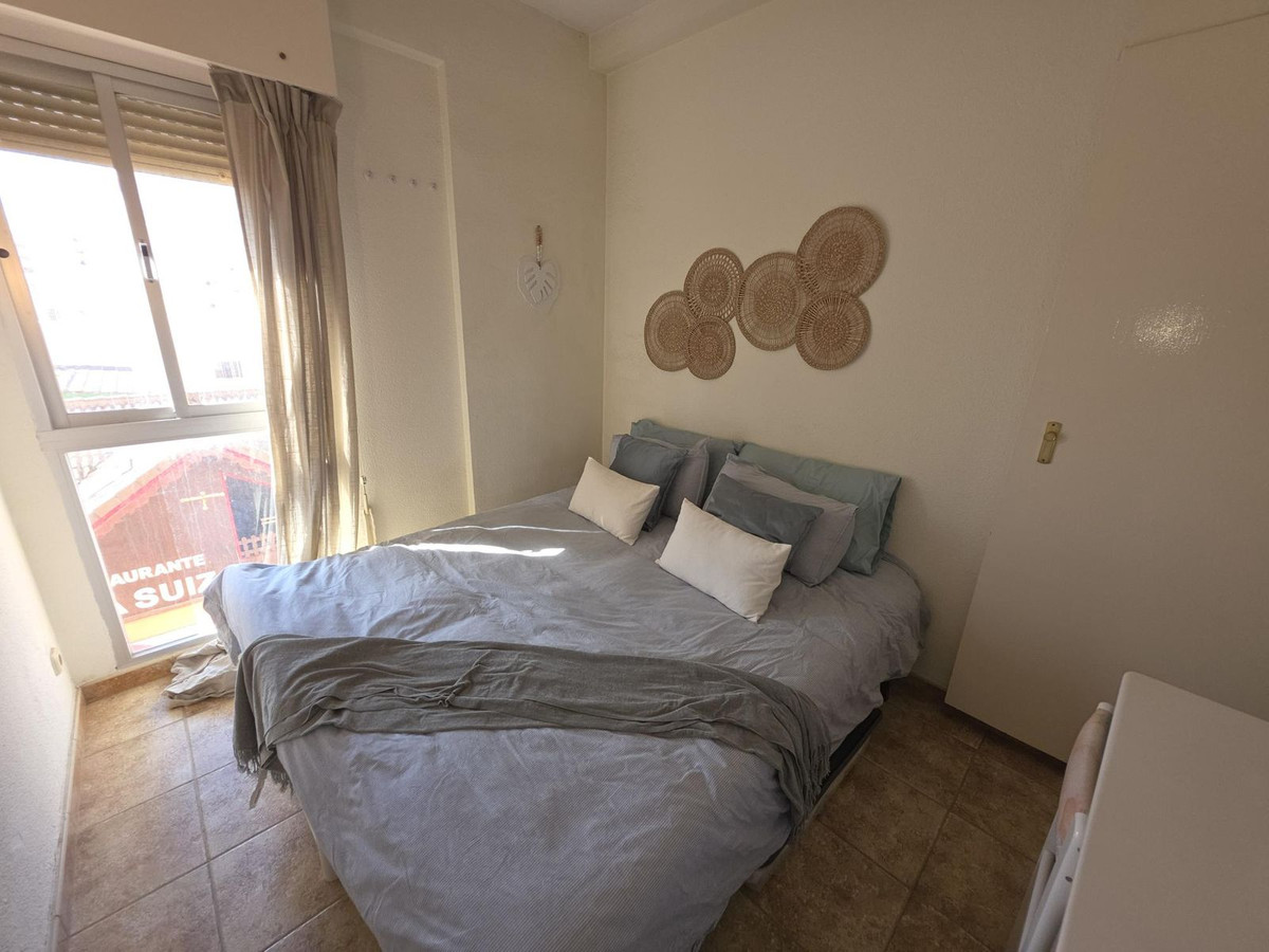 2 Bed Apartment for sale in Fuengirola Costa Del Sol, Málaga, Spain